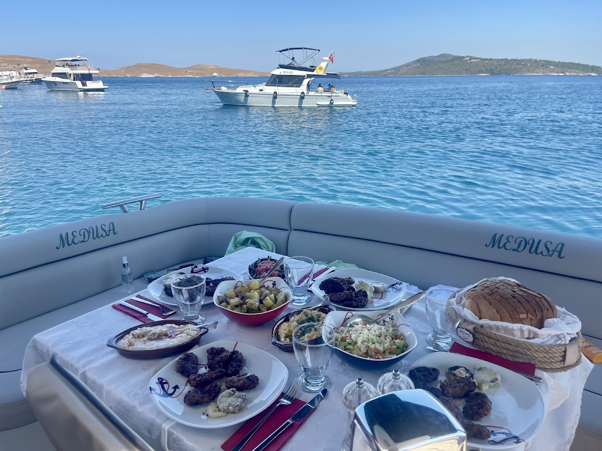 Cunda — Medusa Tur Cunda Yat Gezisi — galeri