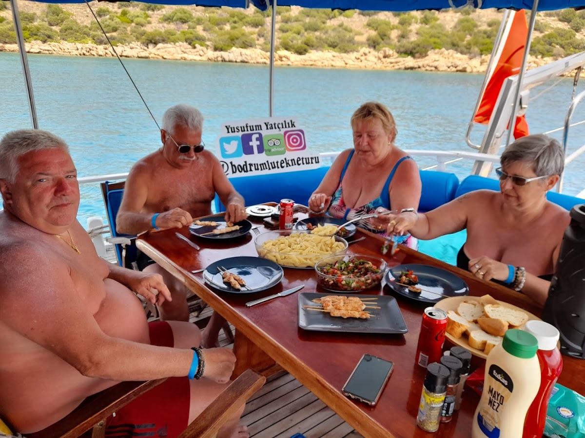 Bodrum — Yusufum Yatcilik Bodrum Tekne Turu Bodrum Boat Trips Motoryat Kiralama Bodrum Korsan Teknesi — galeri