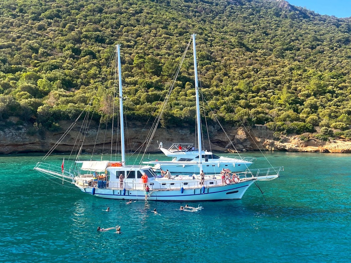 Bodrum — Bodrum Private Yacht Private Yachts Daily Tour Ozel Tekne Turu Korsan Tekne Bodrum Luxury Yacht Motoryacht Catamaran Sports — gallery