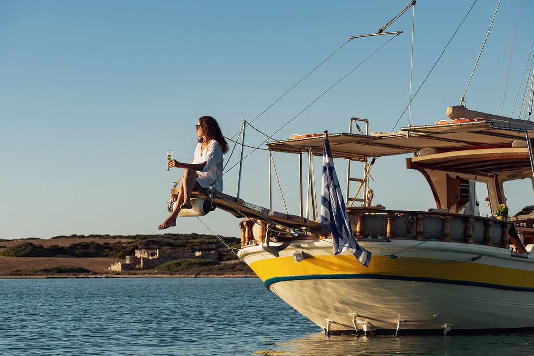 Paros — Michael Zeppos Cruise Boat Paros Boat Cruises Boat Tours Private Cruises Luxury Cruises Boat Trip Aliki — gallery