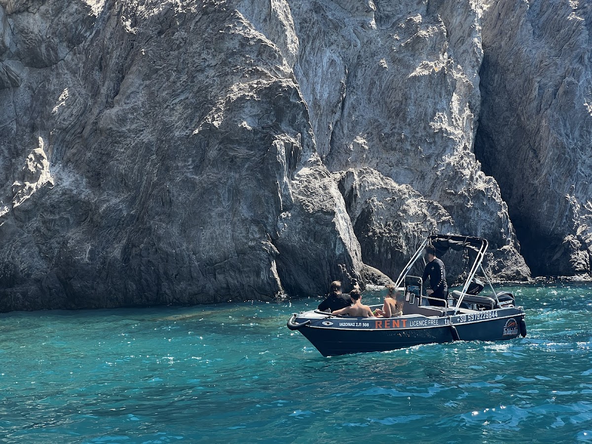 Paros — The Sailor S Ride Private Cruises And Luxury Boat Rental — galeri