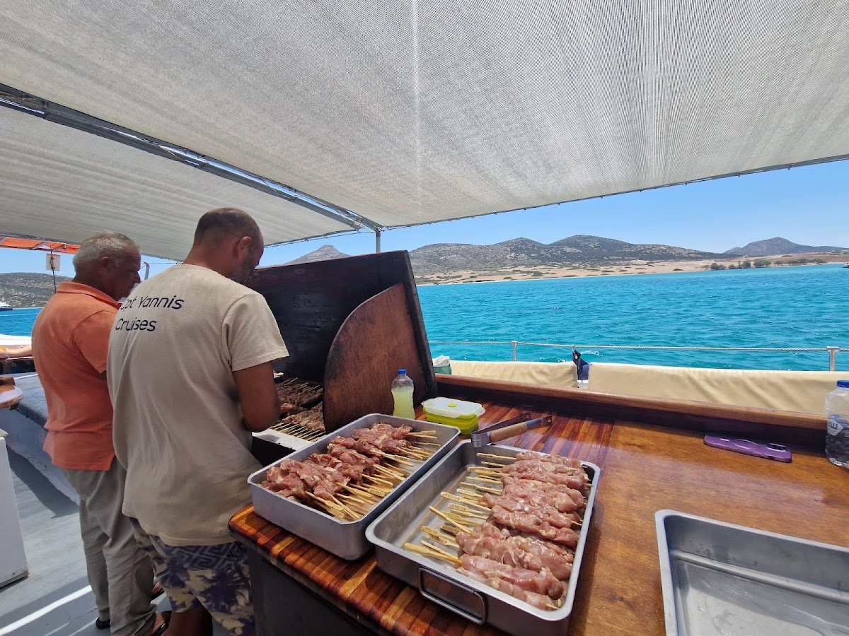 Paros — Captain Yannis One Day Cruises — galeri