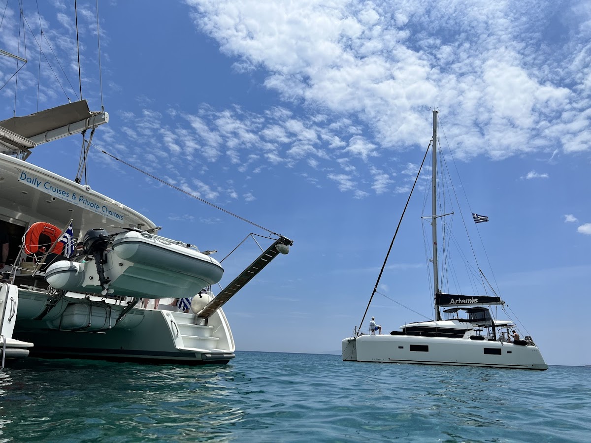 Naxos — Naxos Yachting Catamarans Rena Anassa Steve Paciphae Danae — galeri