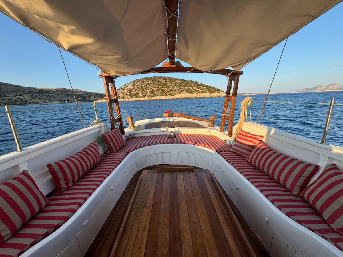 Naxos — Buru Boat — galeri