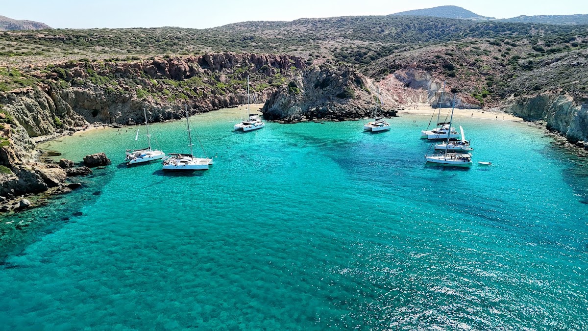 Milos — Milos Adventures — galeri