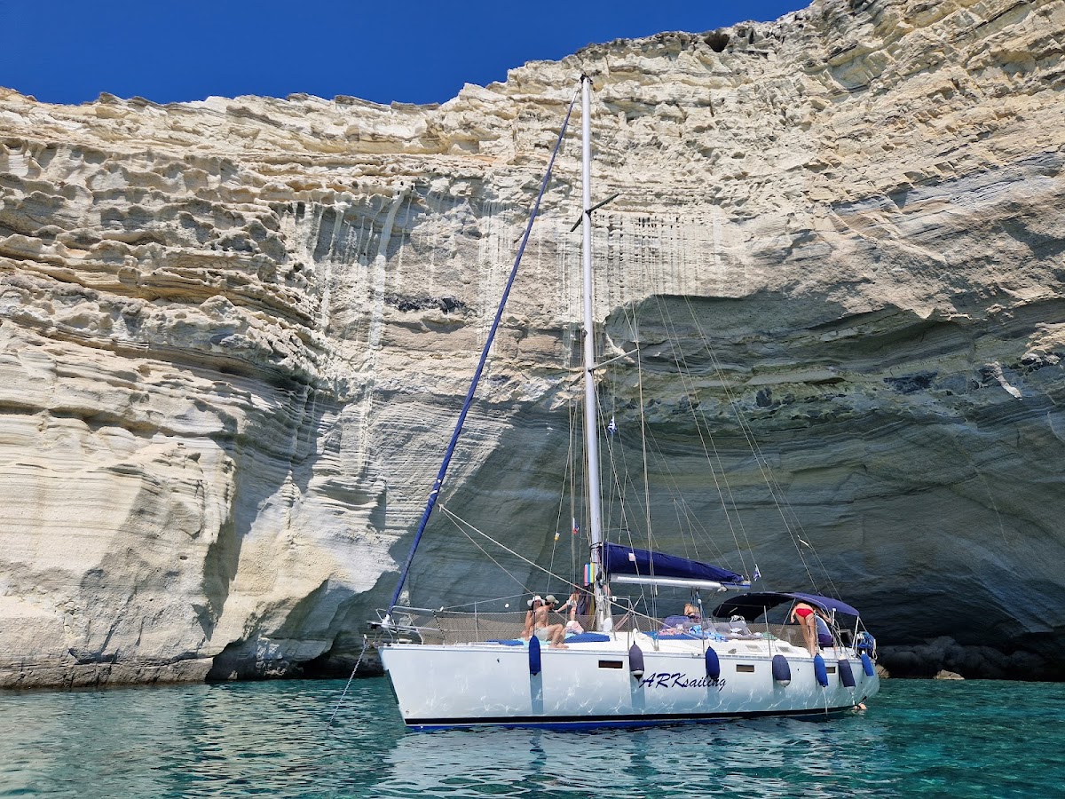Milos — Arksailing — galeri