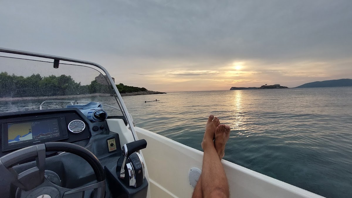 Kotor — Boat Tour Seamount — galeri