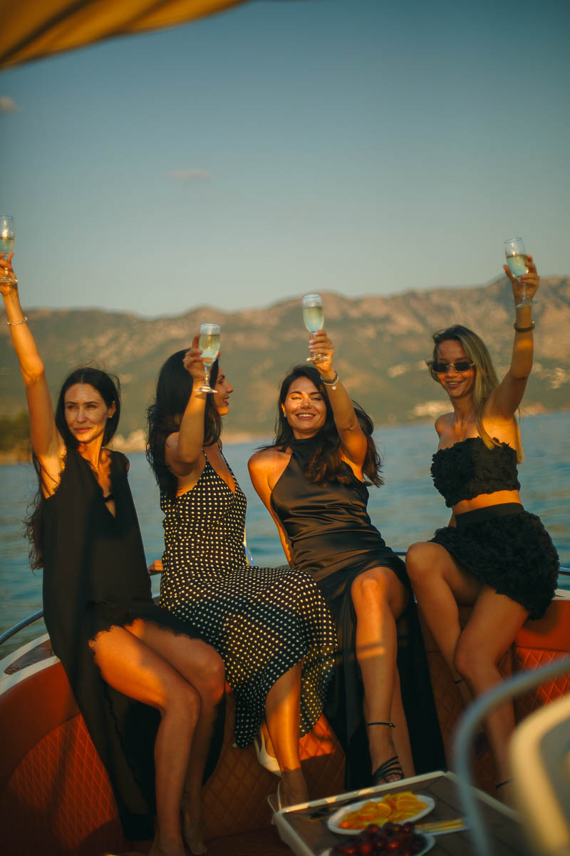Budva — Riviera Budva Boat Tours Luxury Private Speedboat — galeri