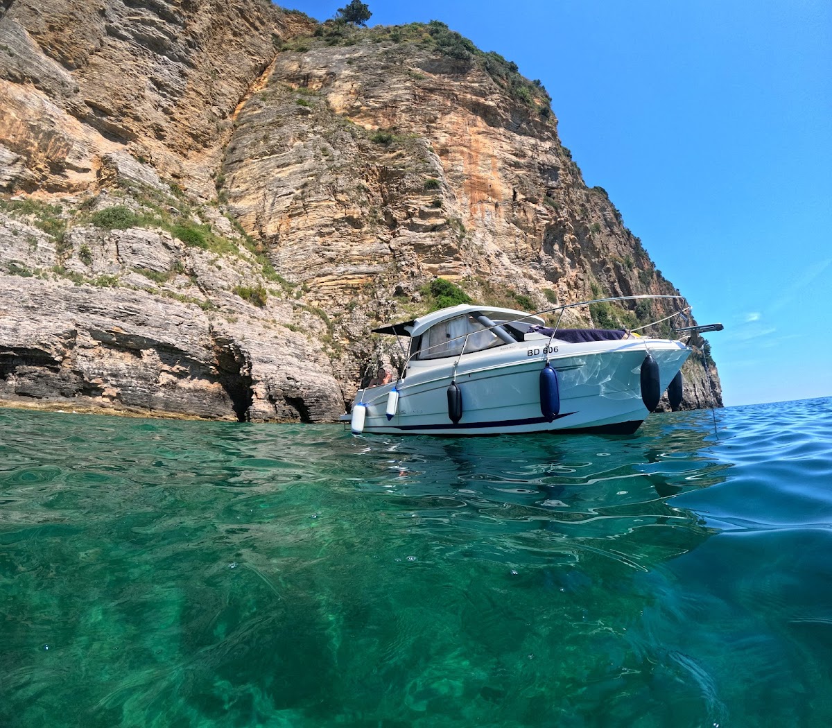 Budva — Antares Taxi Boat — galeri