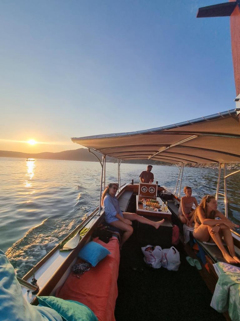 Budva — Gringo Boat — galeri
