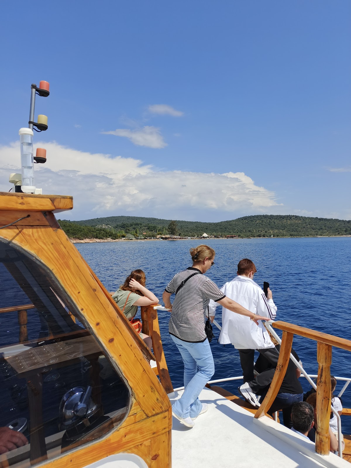 Cunda — Cunda Tur Jasmin C Cunda Adasi Tekne Turu — galeri