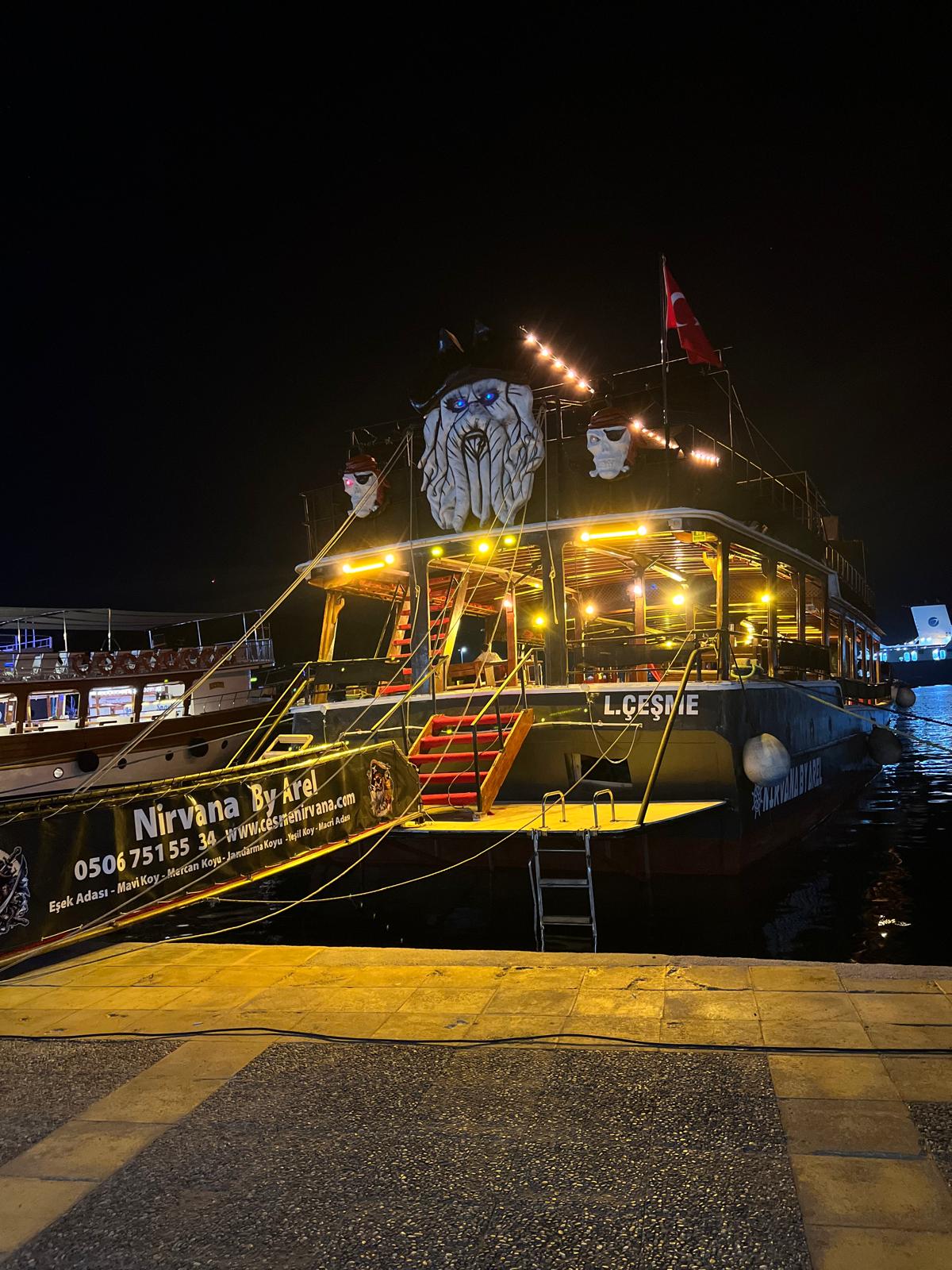 Çeşme — Nirvana Cesme Tekne Turu — galeri