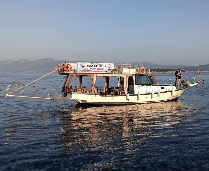 Çeşme — Masiva Tur Urla Tekne Turu Izmir Yat Kiralama — galeri