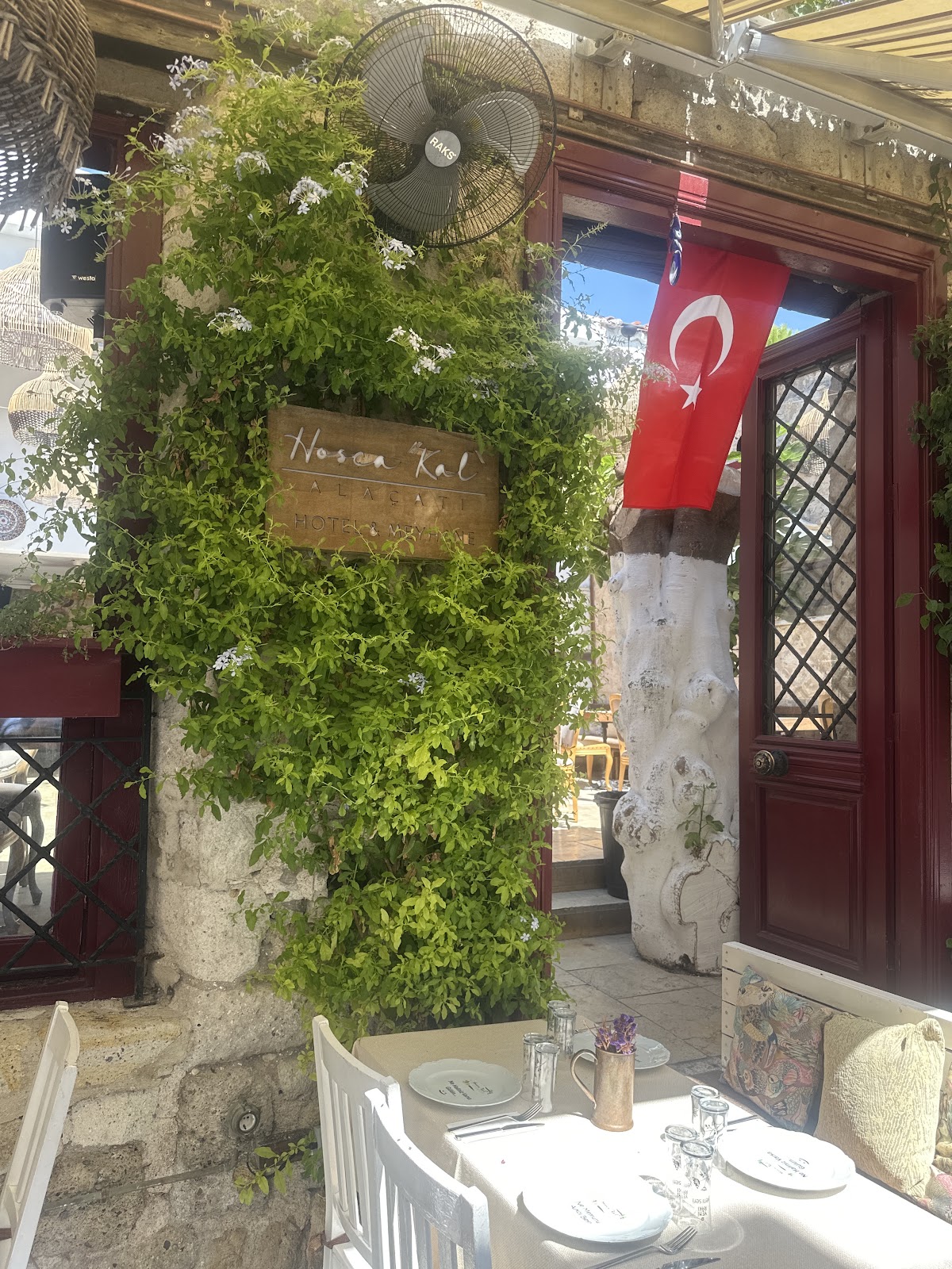 Alaçatı — Hosca Kal Alacati Meyhane Hotel - Alaçatı Konaklama — galeri