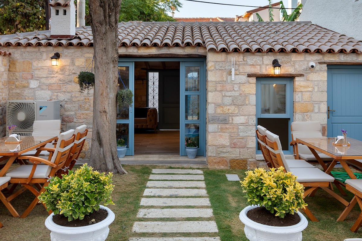Çeşme — Eflin Haus Historical Place Monument — gallery