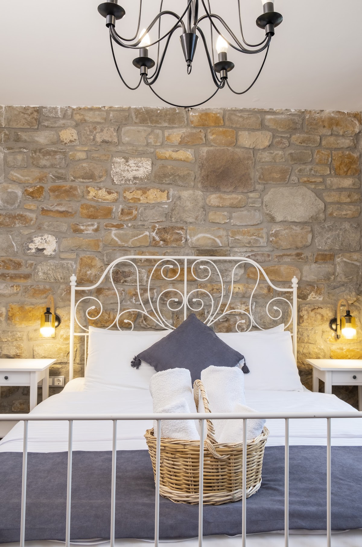 Gökçeada — Salkim Otel — gallery