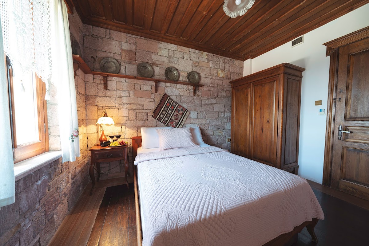 Cunda — Cunda Tas Konak Otel - Ayvalık'ta Butik Konaklama — galeri