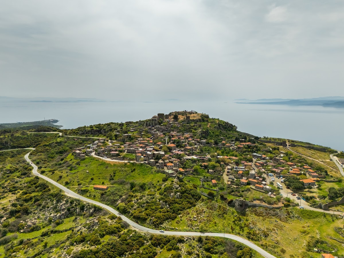 Assos — Buyan Han — galeri