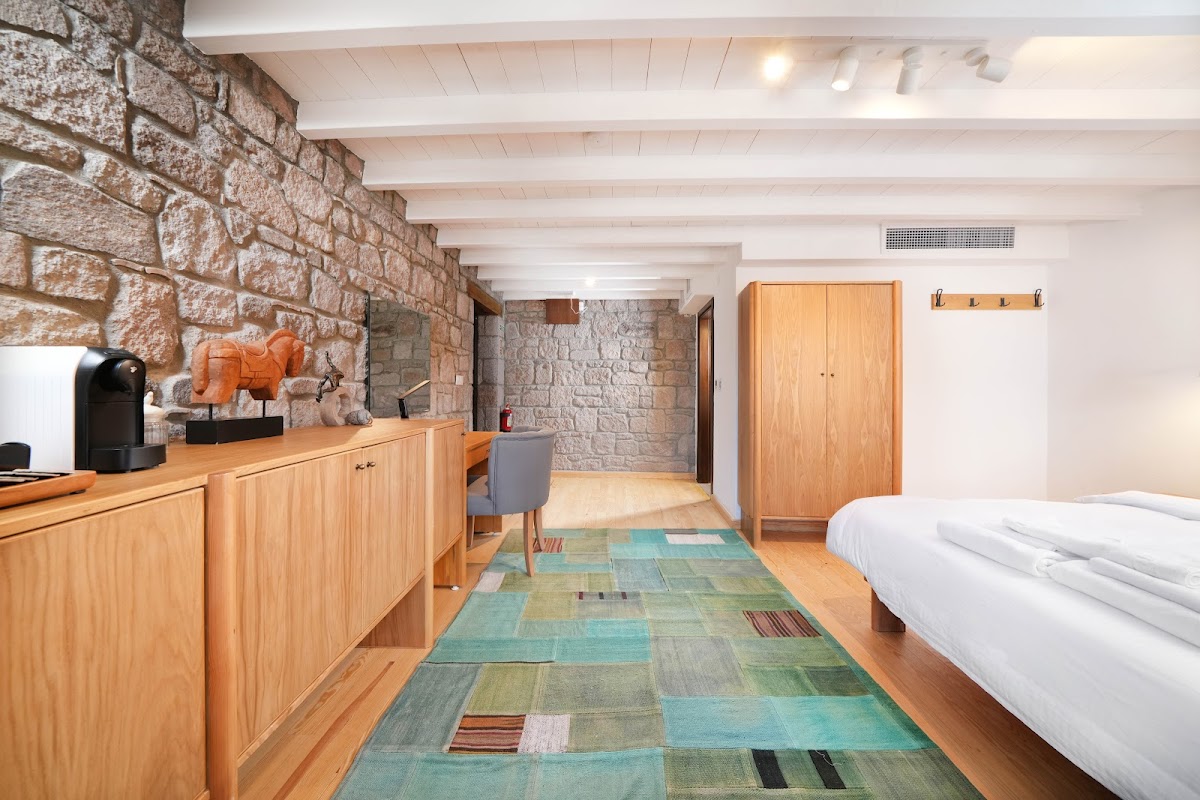 Assos — Buyan Han — galeri