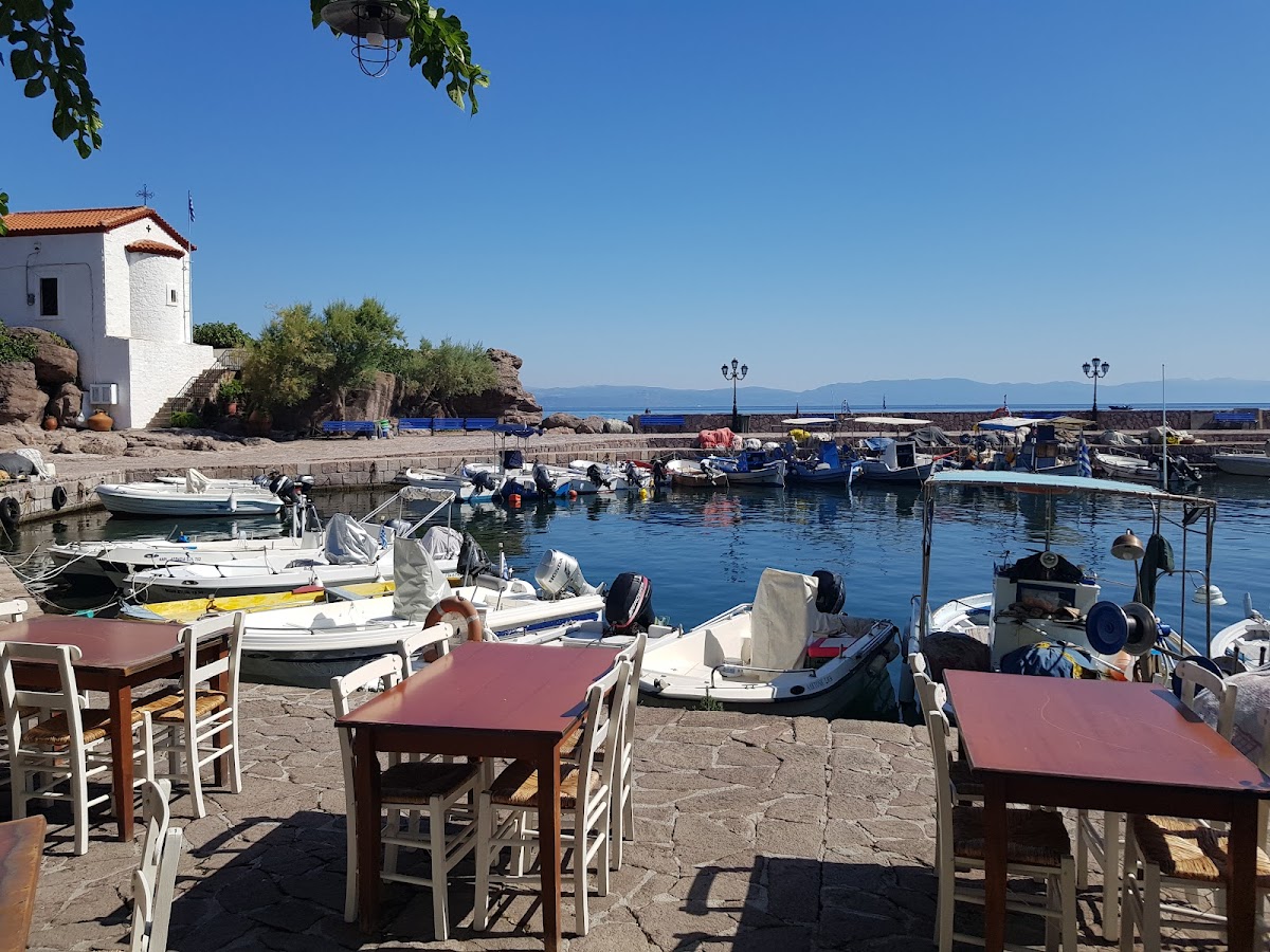 Lesbos — Gorgona Hotel Skala Sykaminias Hotel Apartment Accommodation — gallery