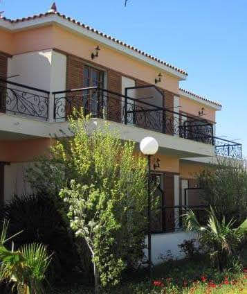 Lesbos — Paradise Studios Eressos — gallery