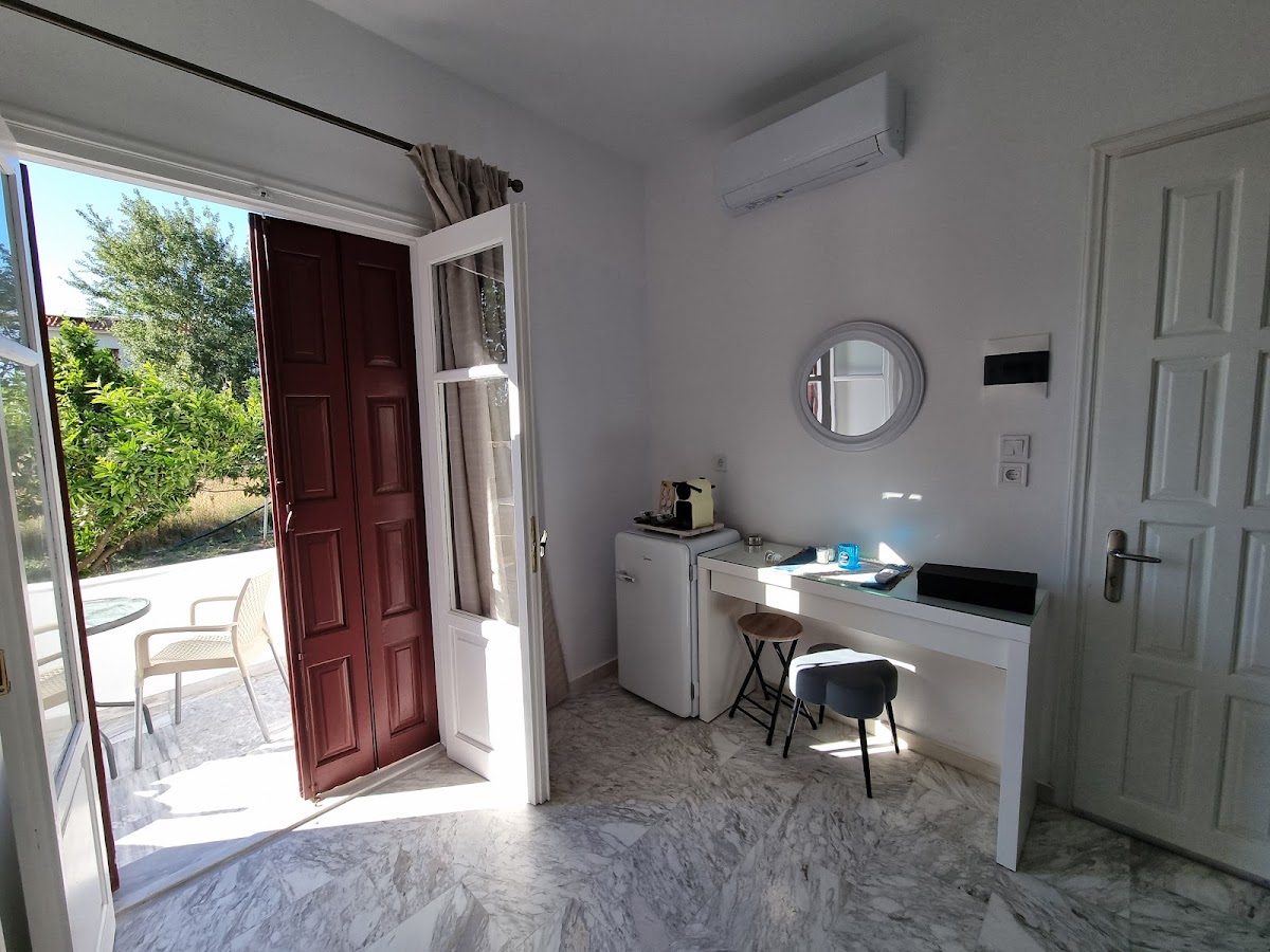 Lesbos — Petradi — gallery