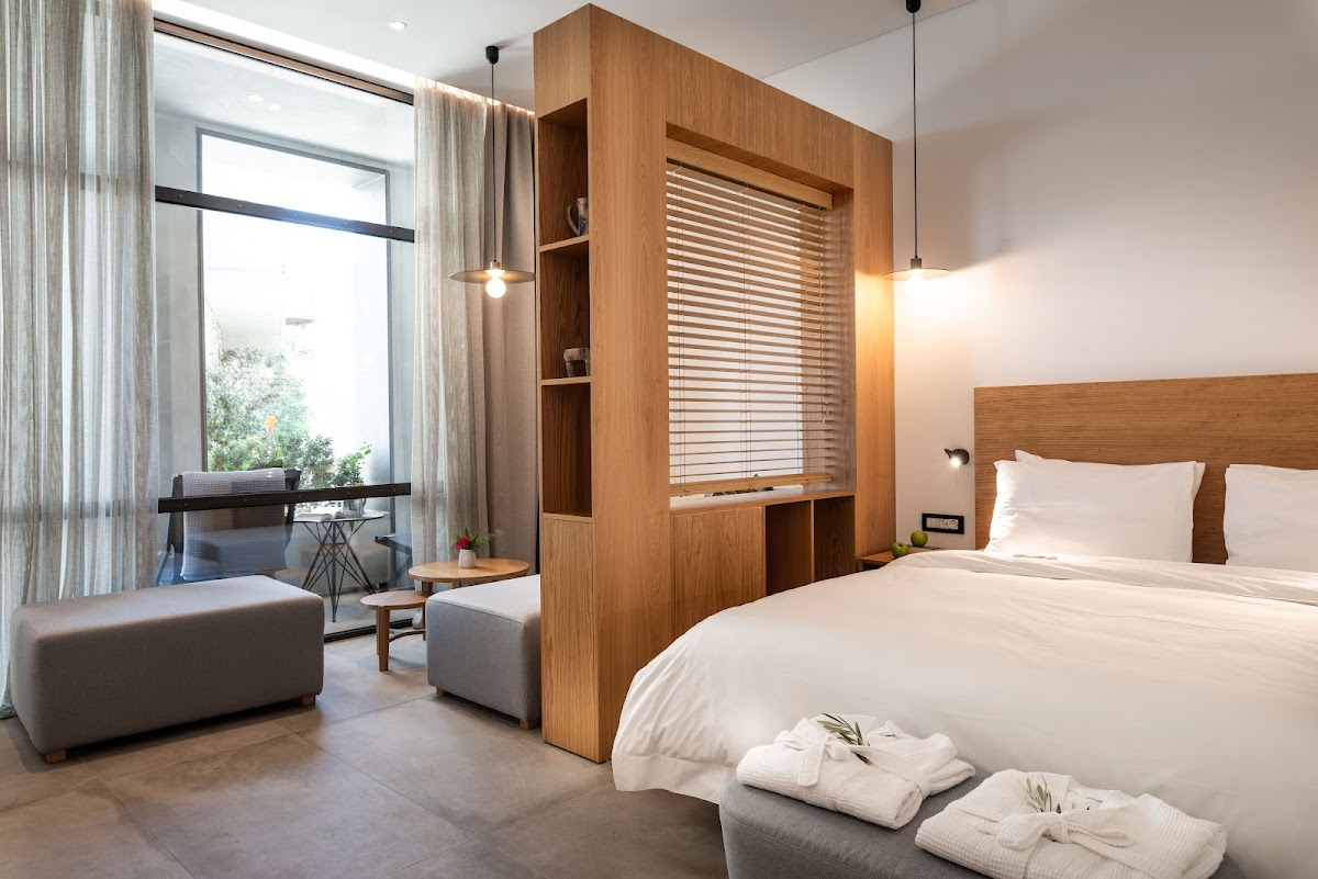 Lesbos — Porto Plomari Hotel — gallery