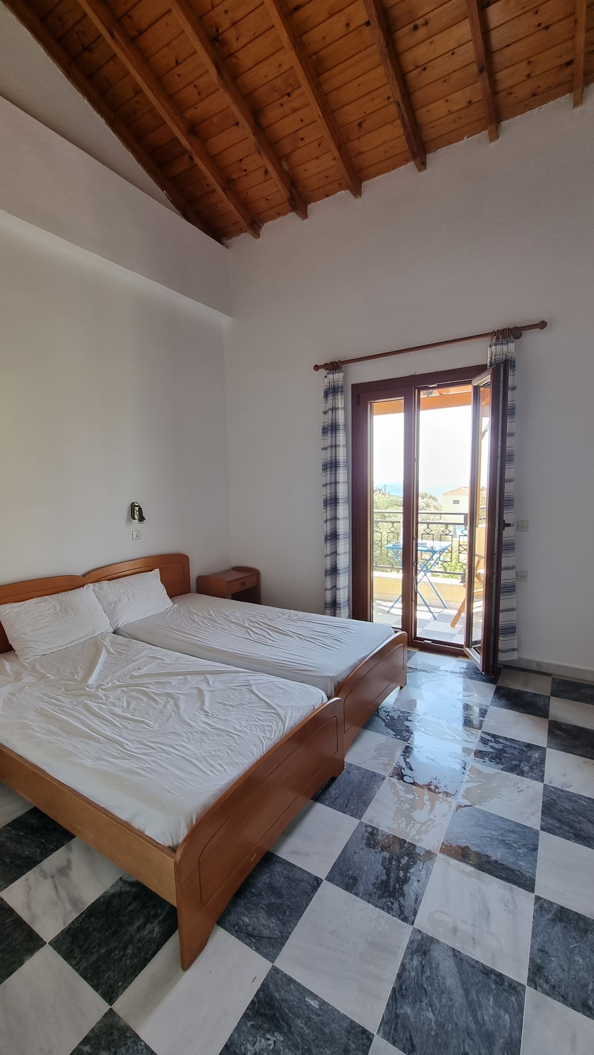 Samos — Agrilionas Beach — gallery