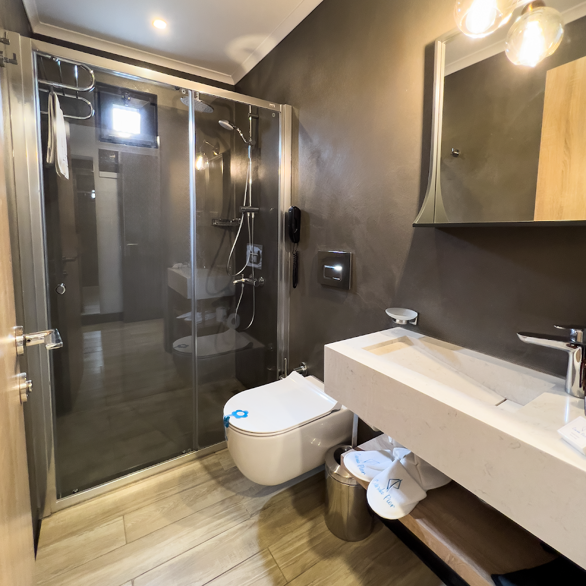 Cunda — Cunda Pier Hotel - Namık Kemal Ayvalık'ta Butik Konaklama — galeri