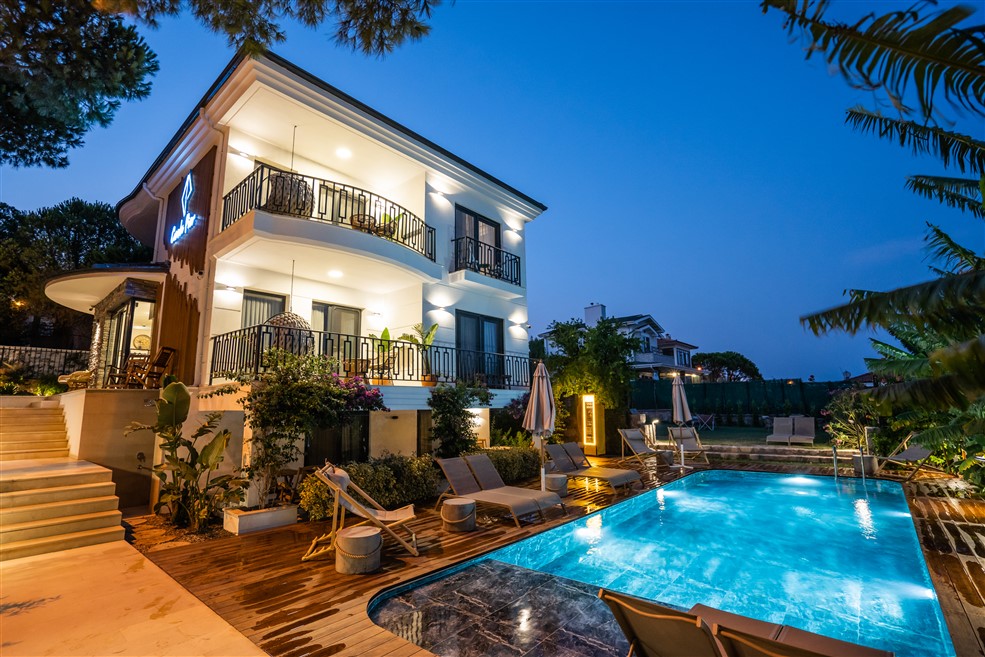 Cunda — Cunda Pier Hotel - Namık Kemal Ayvalık'ta Butik Konaklama — galeri