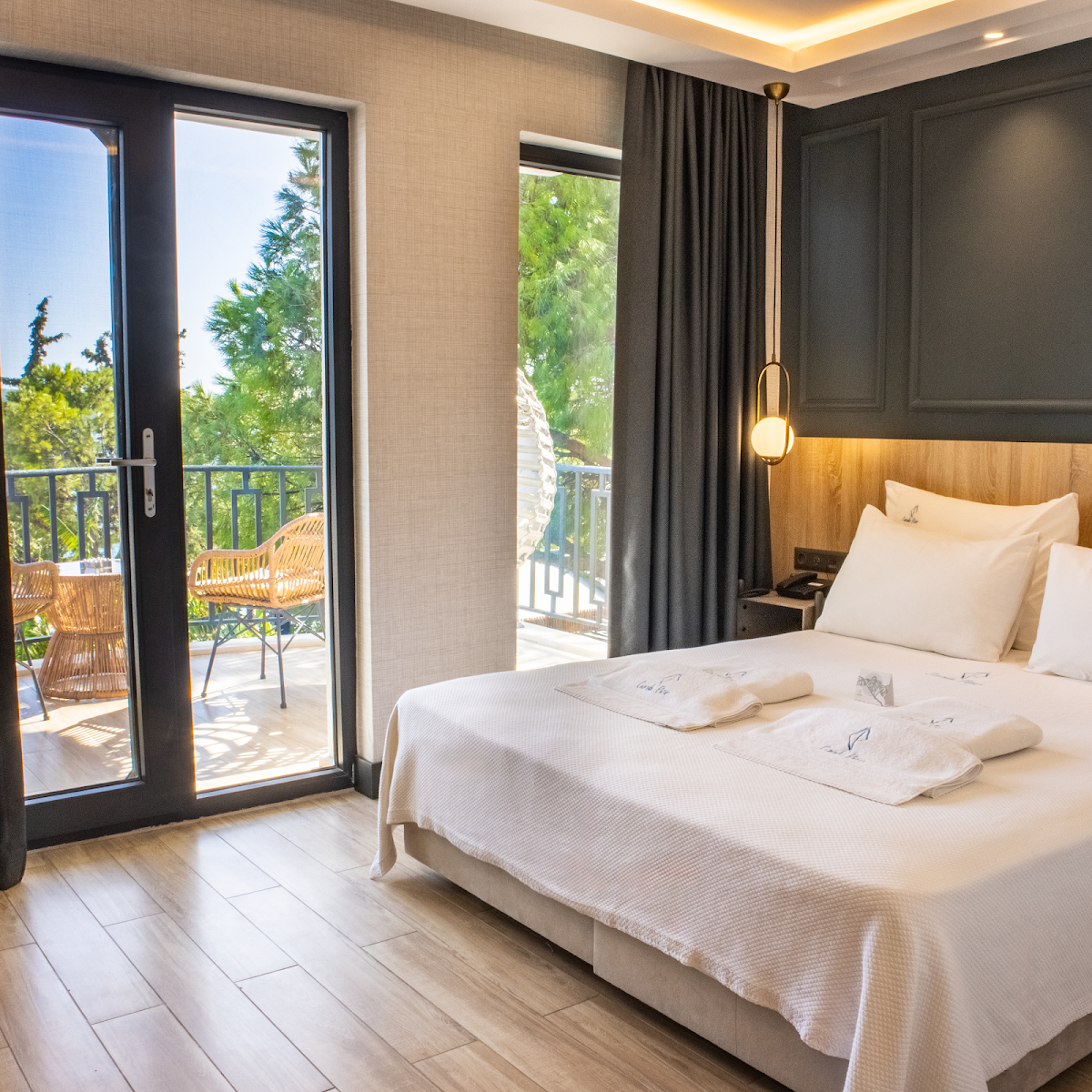 Cunda — Cunda Pier Hotel - Namık Kemal Ayvalık'ta Butik Konaklama — galeri