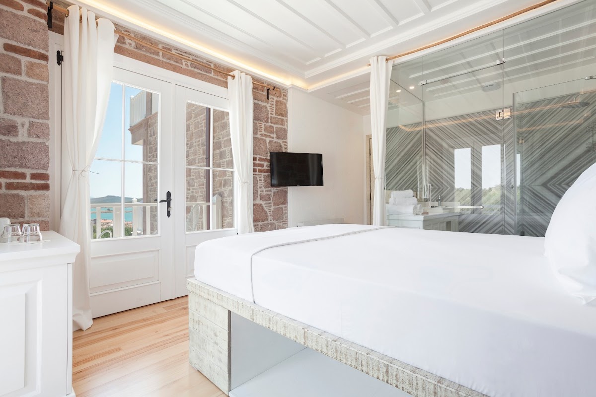 Cunda — Pur Beyaz Otel Ayvalık - Butik Konaklama Deneyimi — galeri