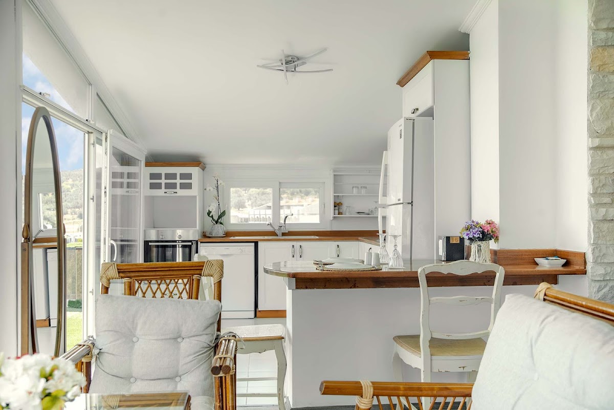 Cunda — Cunda Aksac Otel Ayvalık - Konforlu Butik Otel — galeri