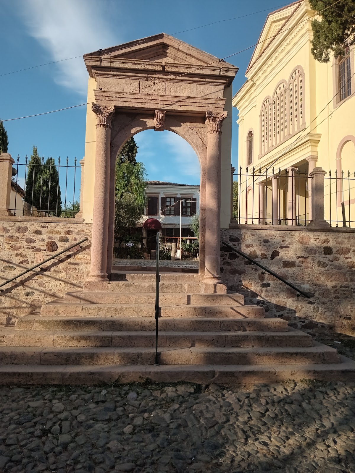 Cunda — Cunda Ayvalik Zehra Teyzenin Evi Tarihi Konak Kafe — galeri