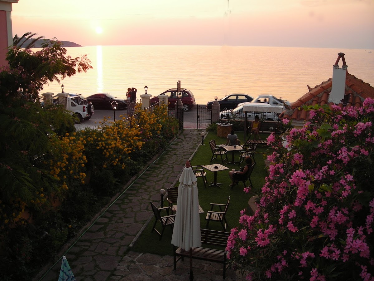 Lesvos — Niki Studios Sea Front — galeri