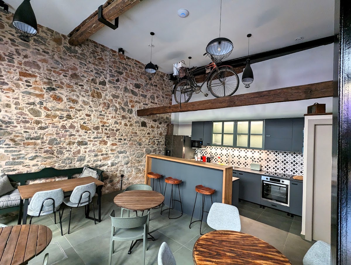 Lesvos — Issa Lesvos — gallery