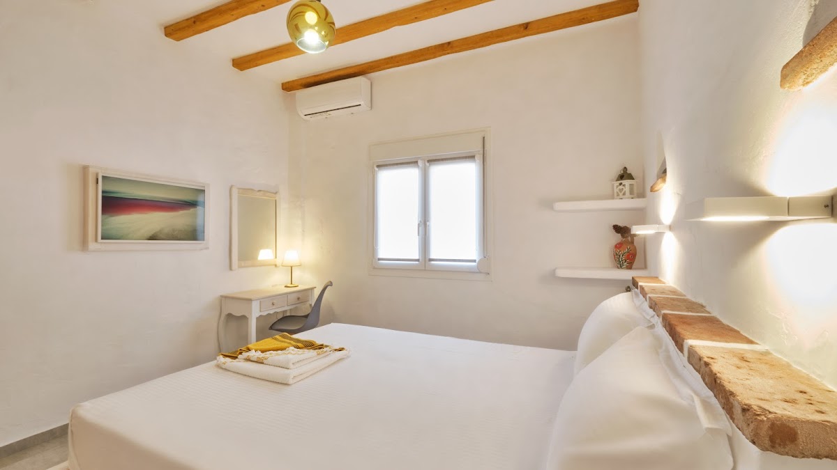 Lesvos — Eressian Lodgings Skala Eressos — gallery