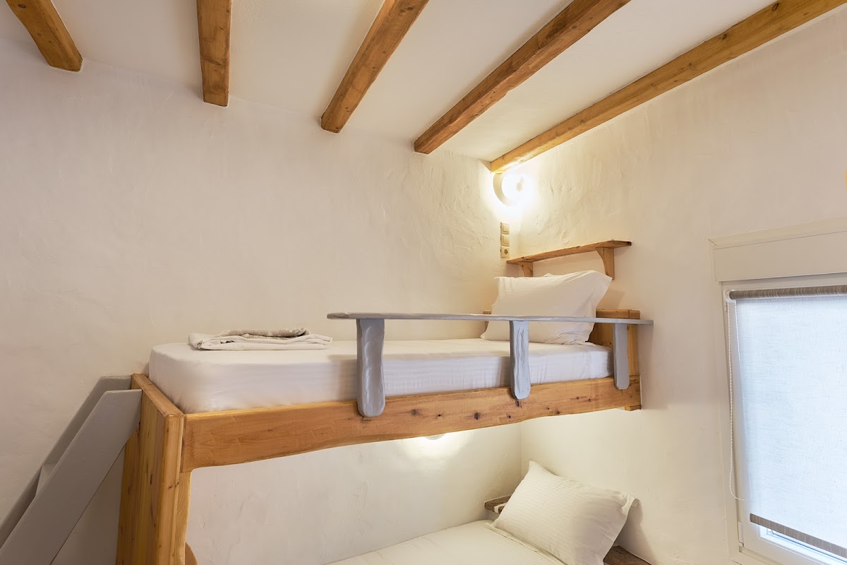 Lesvos — Eressian Lodgings Skala Eressos — gallery