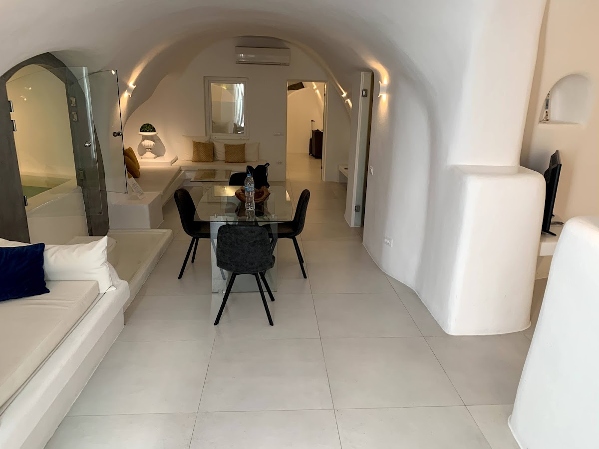 Santorini — Boutique 88 — galeri