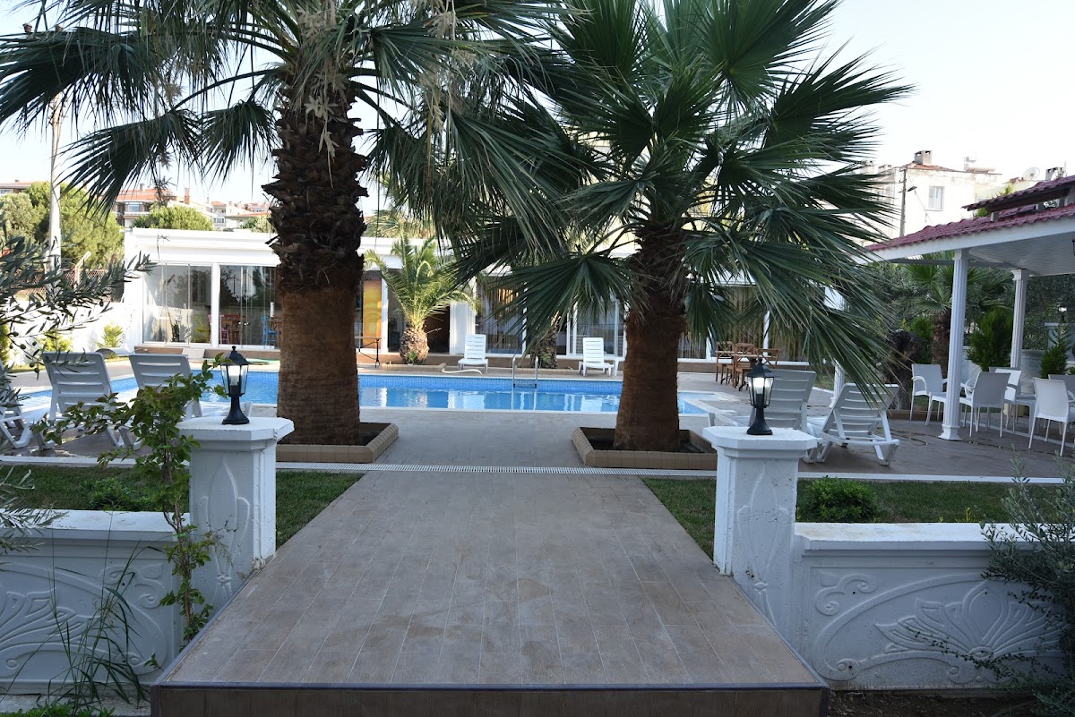 Ayvalık — Uzunhan Otel — gallery