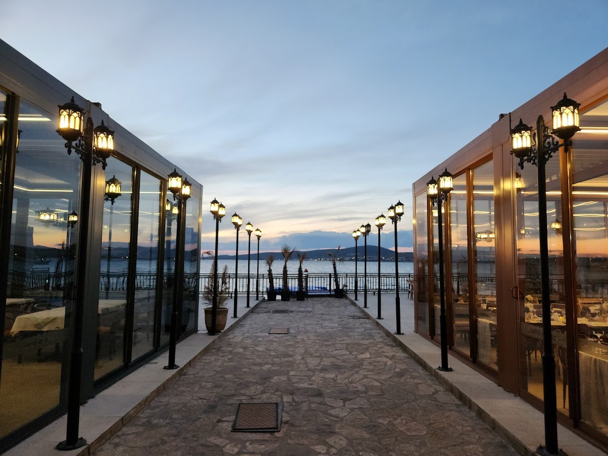 Ayvalık — Ayvalik Cihan Otel — gallery