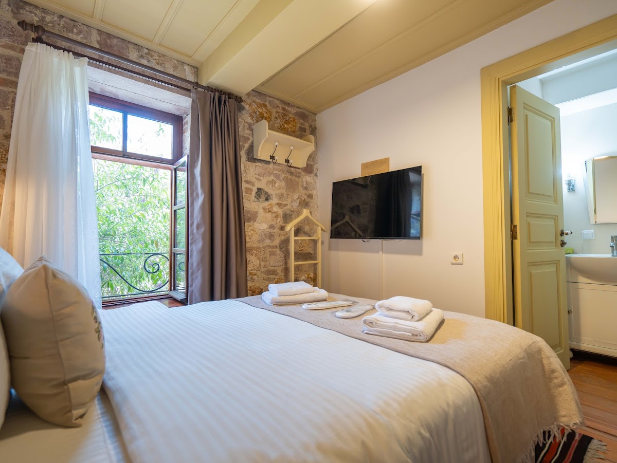 Ayvalık — Ayvalik Otel Macaron Konagi — gallery