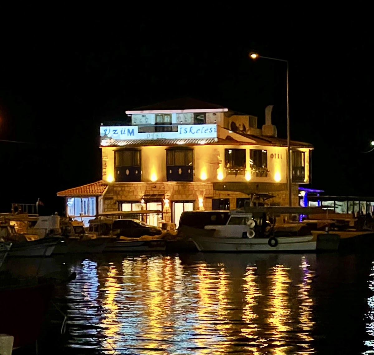 Karaburun — Uzum Iskelesi Butik Otel Restaurant — gallery