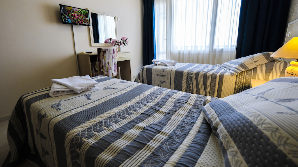 Karaburun — Can Karaburun Otel — gallery