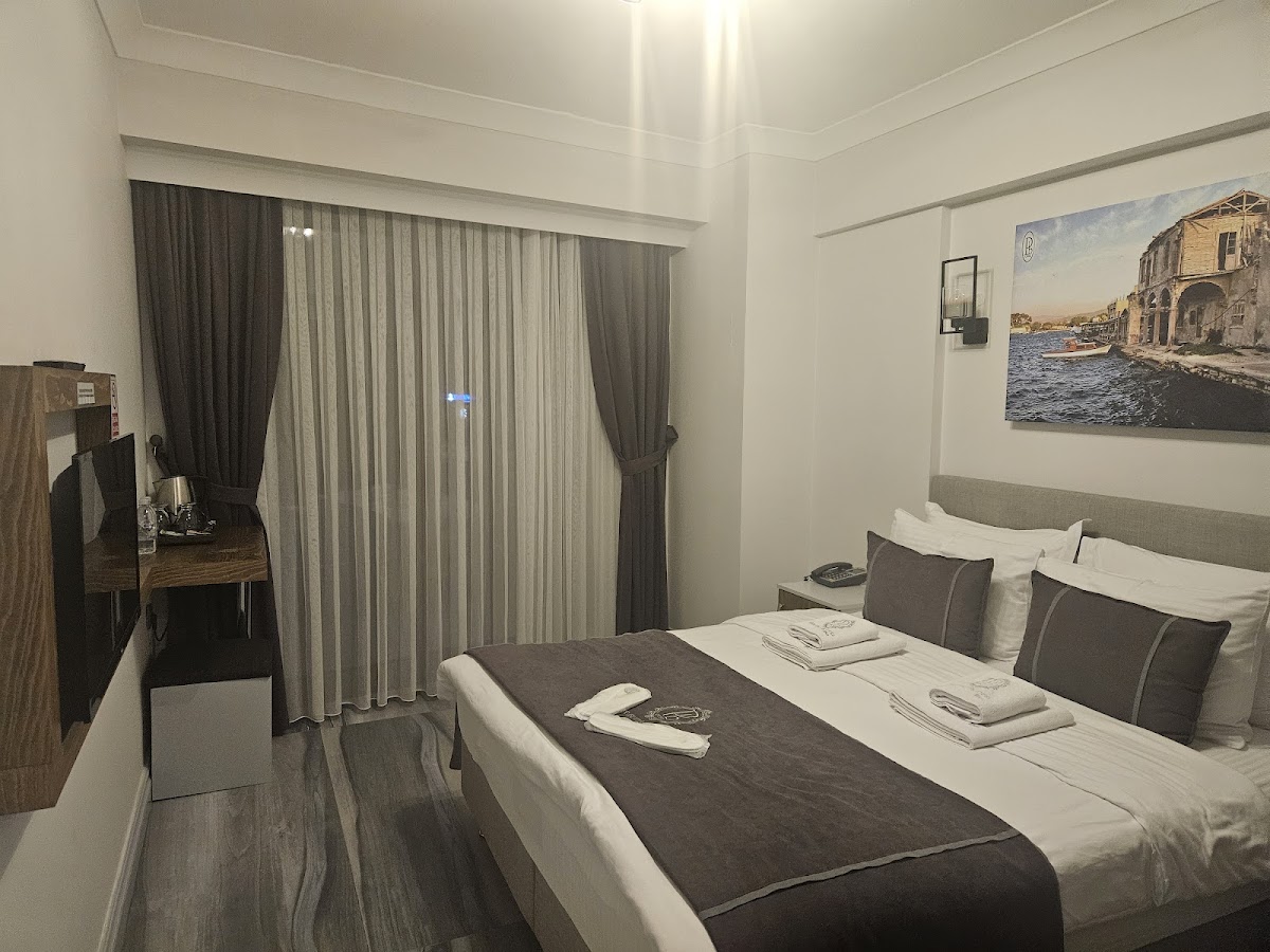 Urla — The Pier Of Urla Otel — gallery