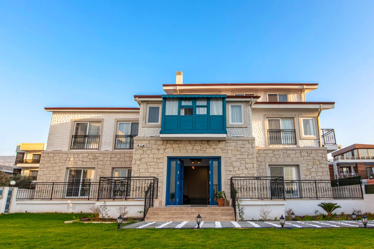 Urla — Nyx Hotel Guzelbahce — gallery