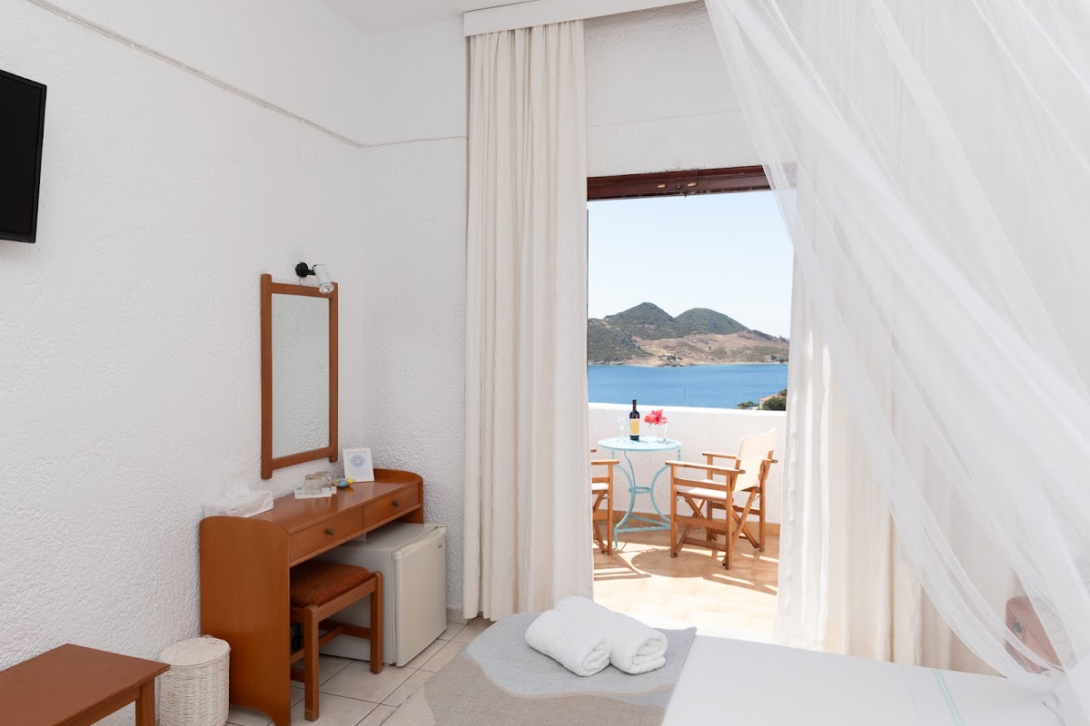 Patmos — Hotel Golden Sun — gallery