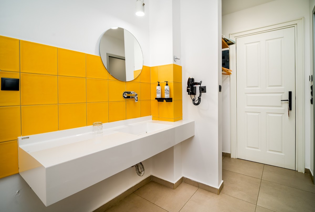 Thessaloniki — The Maroon Bottle Luxury Suites — galeri