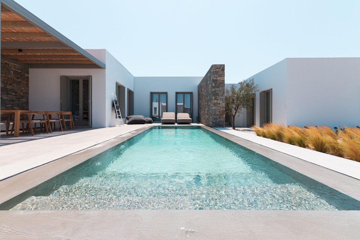 Paros — Cove Paros — gallery