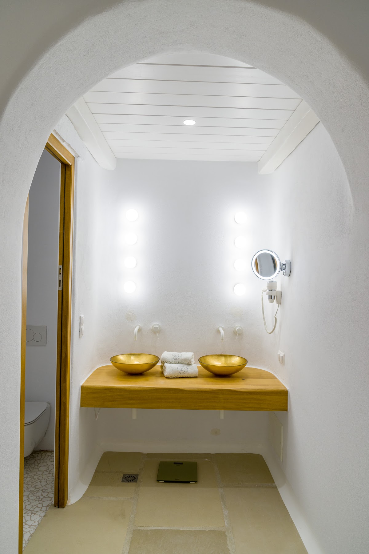 Naxos — Euphoria Downtown — galeri